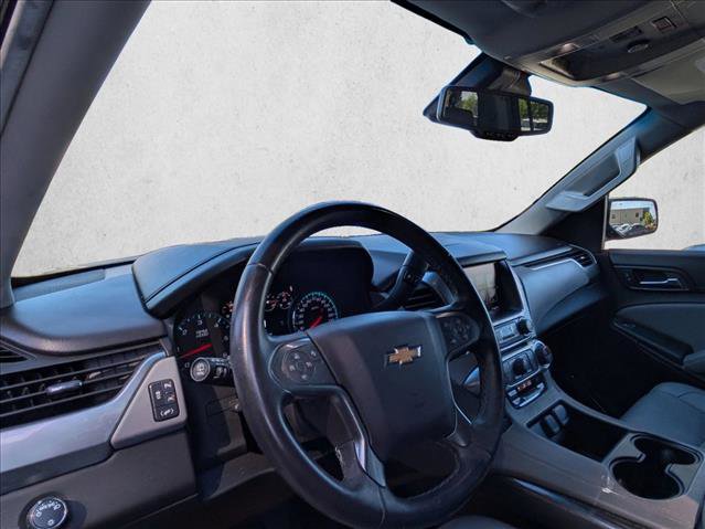 Used 2017 Chevrolet Suburban LT image 10