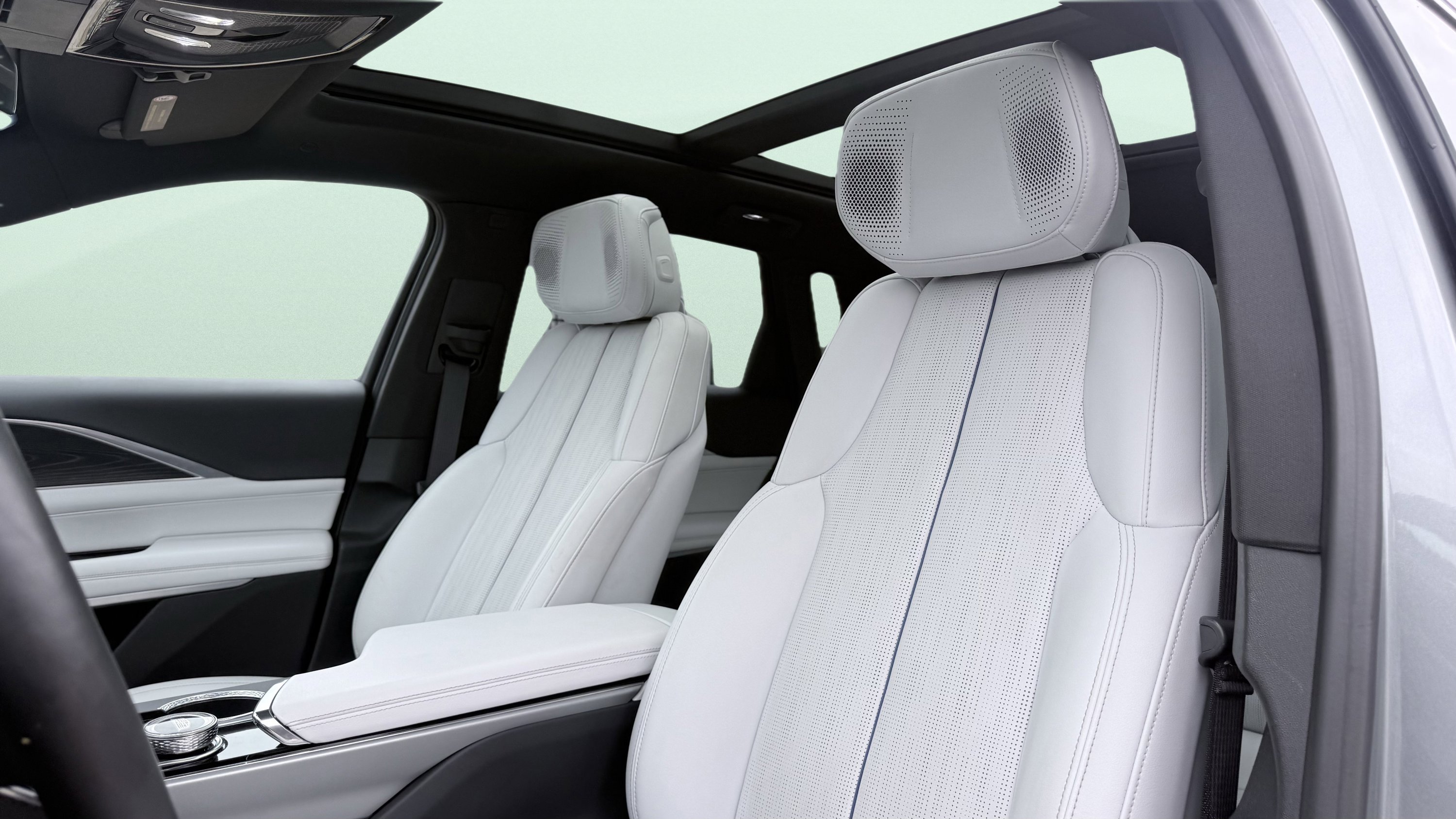 Used 2024 Cadillac Lyriq Luxury image 26