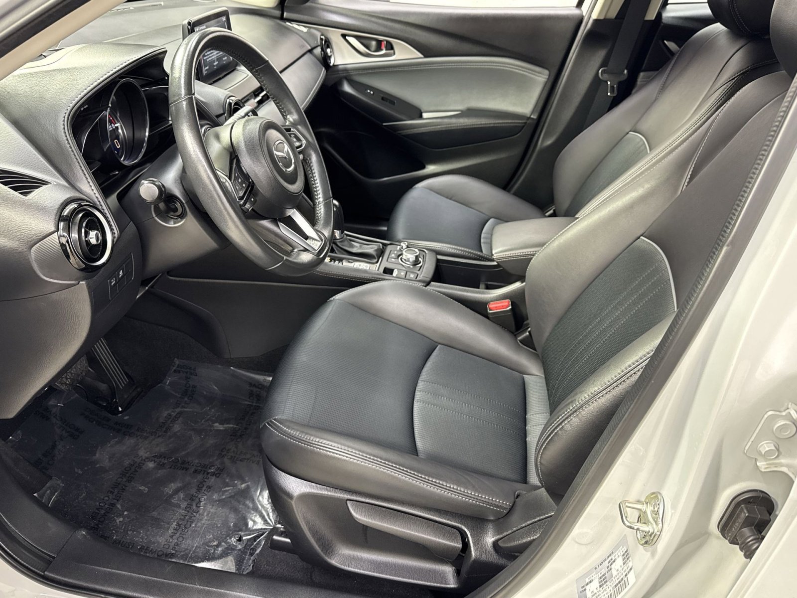 Used 2019 MAZDA CX-3 Touring image 2