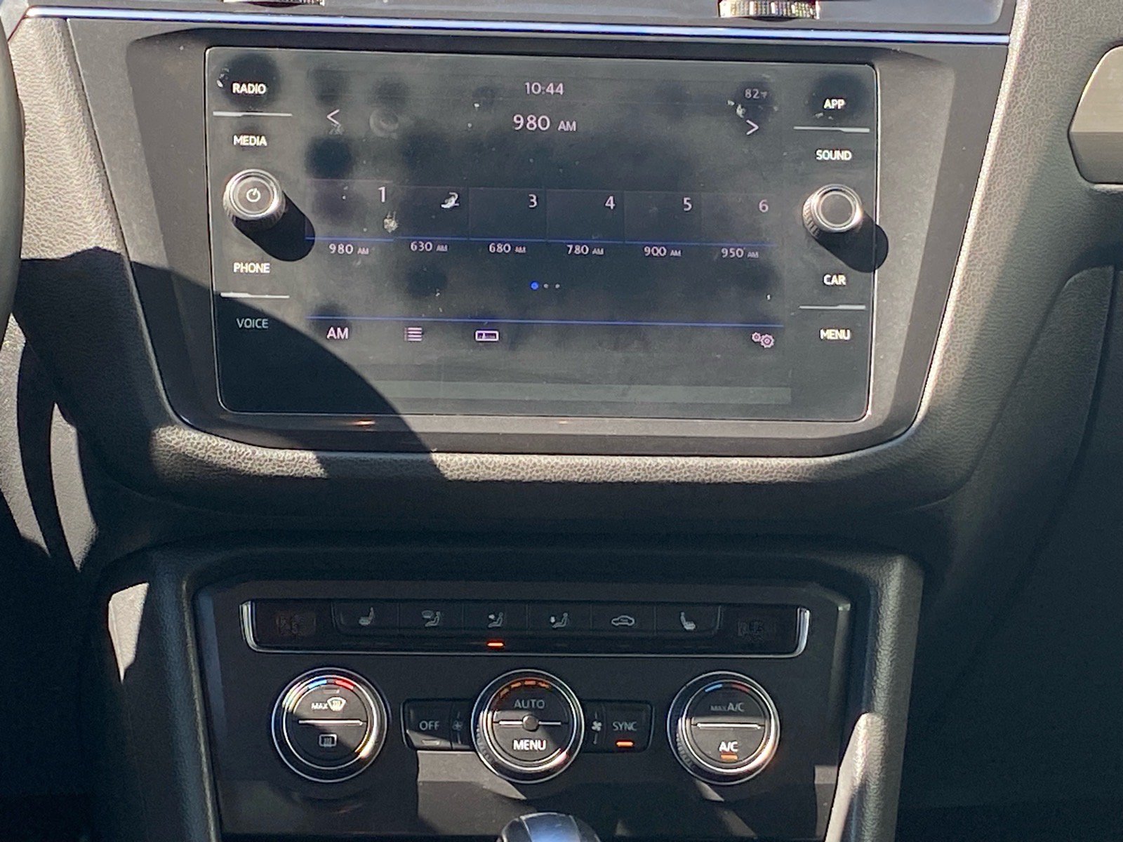 Used 2019 Volkswagen Tiguan SE FWD image 7