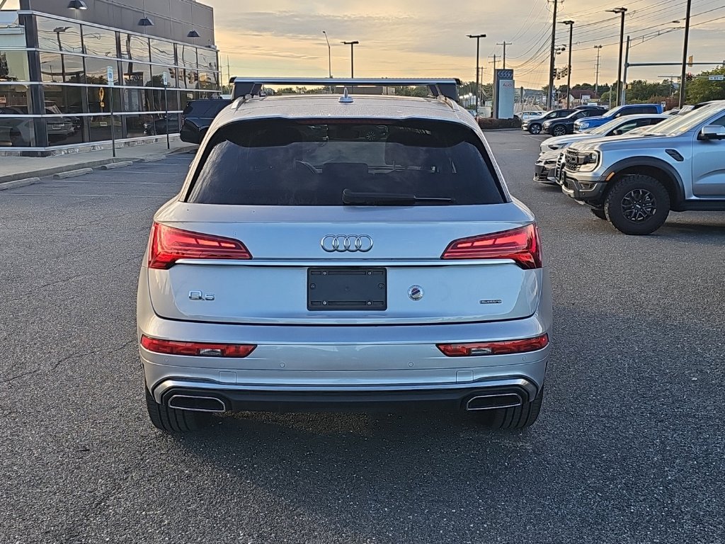 Used 2022 Audi Q5 2.0T Premium w/ Convenience Package AWD/4WD image 14