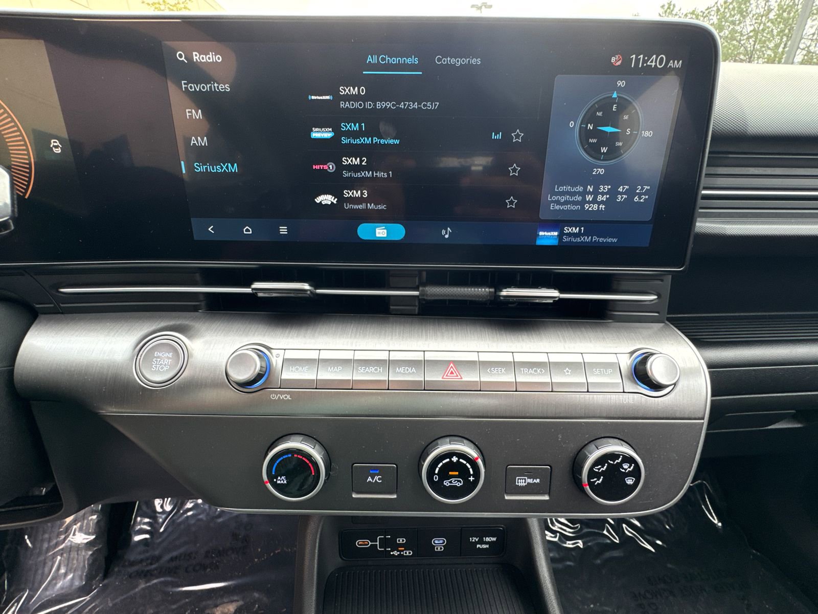 Used 2025 Hyundai Kona SE image 28