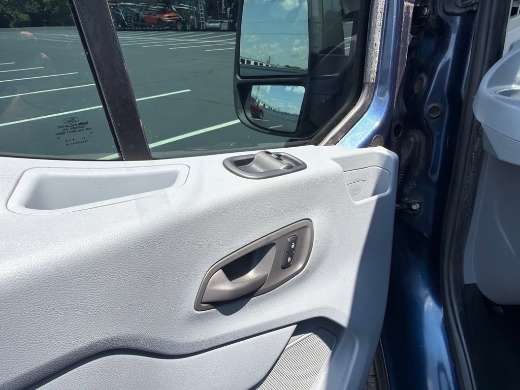 Used 2017 Ford Transit 350 XL RWD image 23