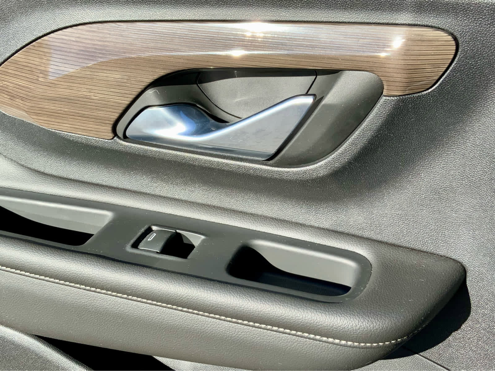 Used 2022 GMC Terrain Denali image 53