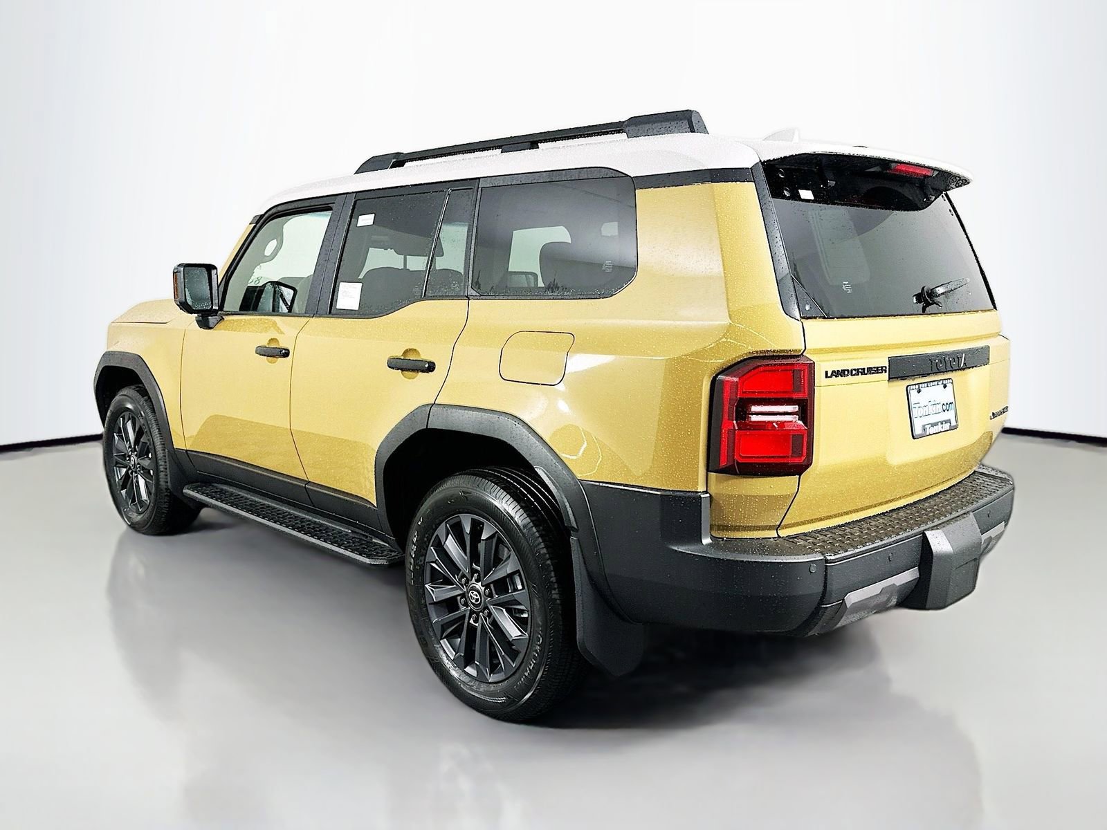 New 2026 Toyota Land Cruiser image 5