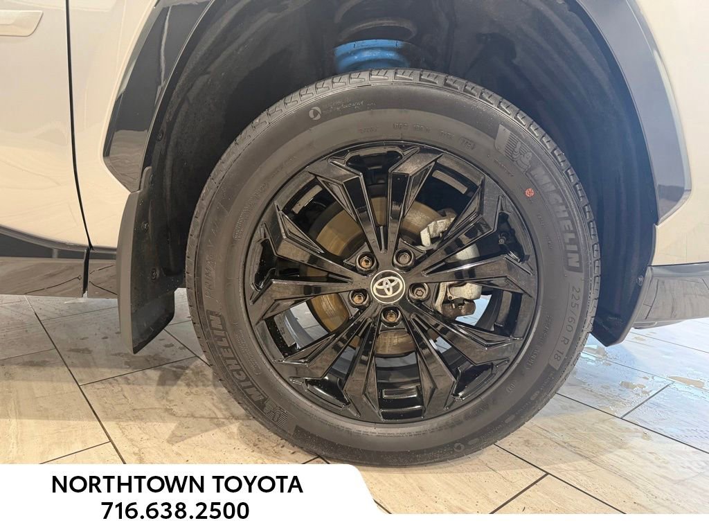 Used 2024 Toyota RAV4 XSE w/ Advanced Technology Package AWD/4WD image 9
