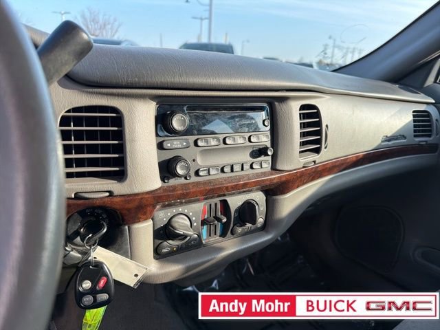 Used 2005 Chevrolet Impala w/ Preferred Equipment Group image 25