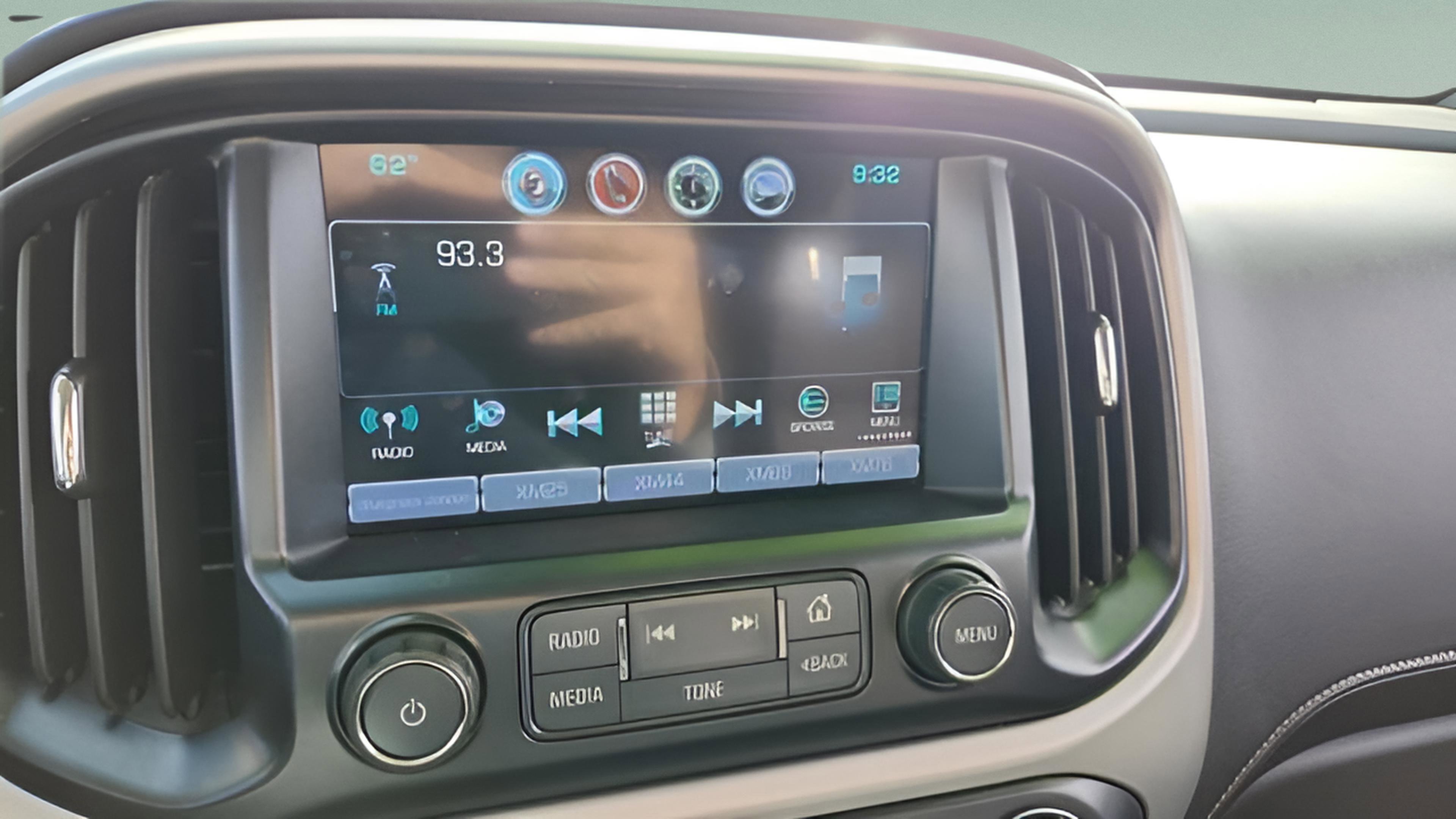 Used 2017 GMC Canyon SLE w/ Nightfall Edition image 24