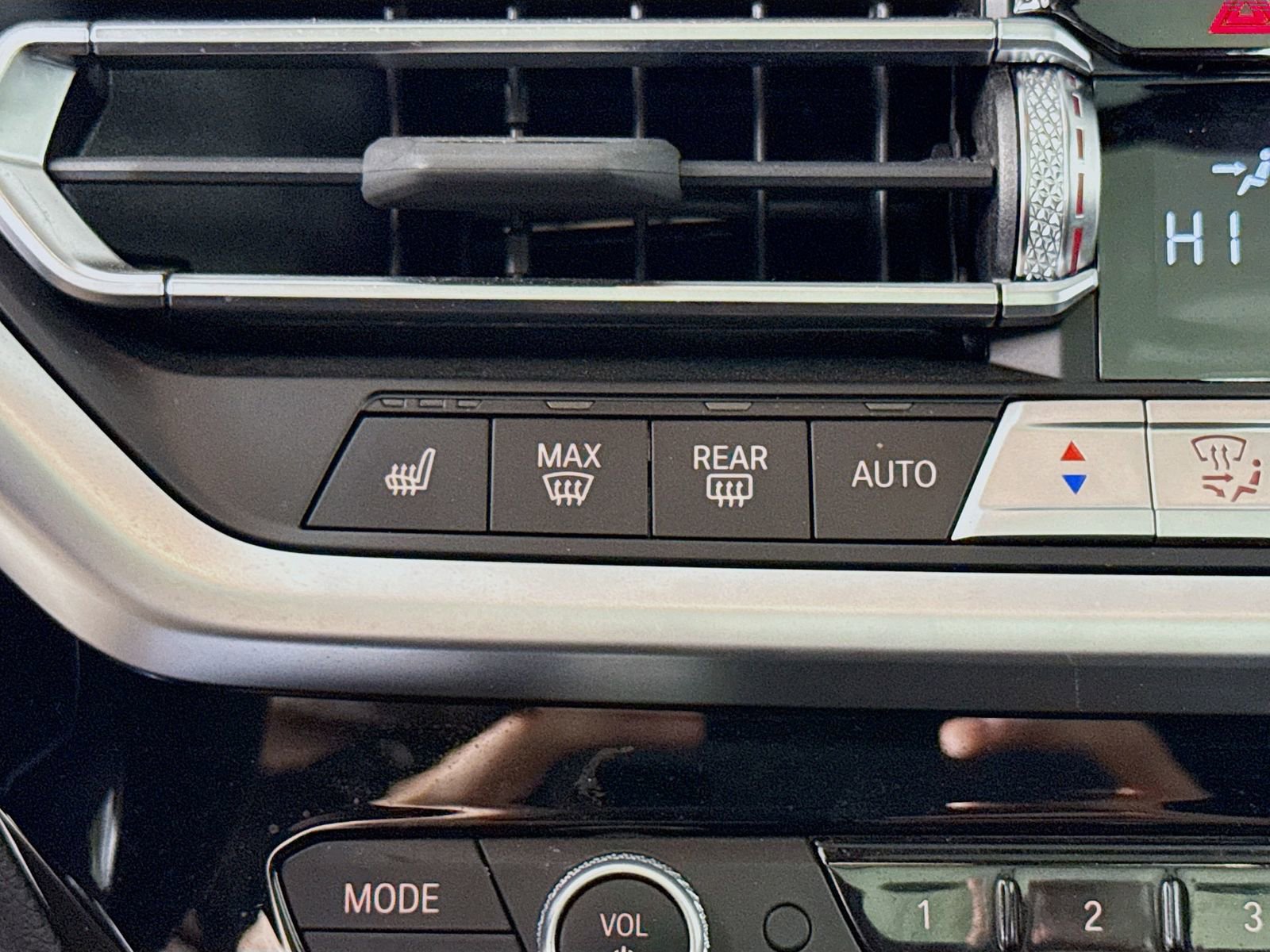 Certified 2023 BMW X3 sDrive30i w/ Convenience Package image 20