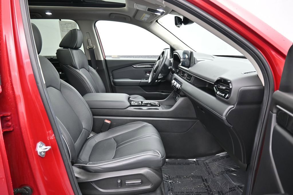Certified 2024 Honda Pilot Elite image 29