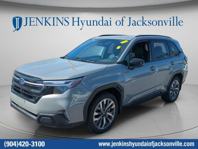 Used 2025 Subaru Forester Touring AWD/4WD image 12