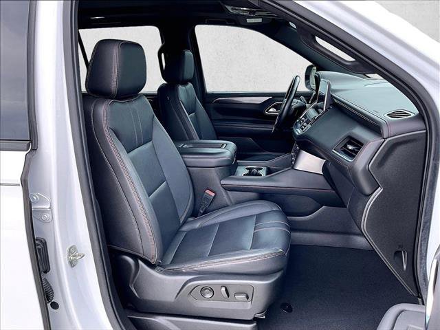 Used 2022 Chevrolet Tahoe RST w/ Luxury Package RWD image 9