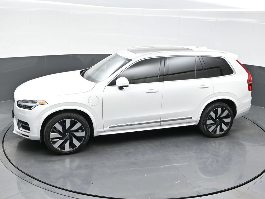 Used 2023 Volvo XC90 T8 Ultimate AWD/4WD image 29