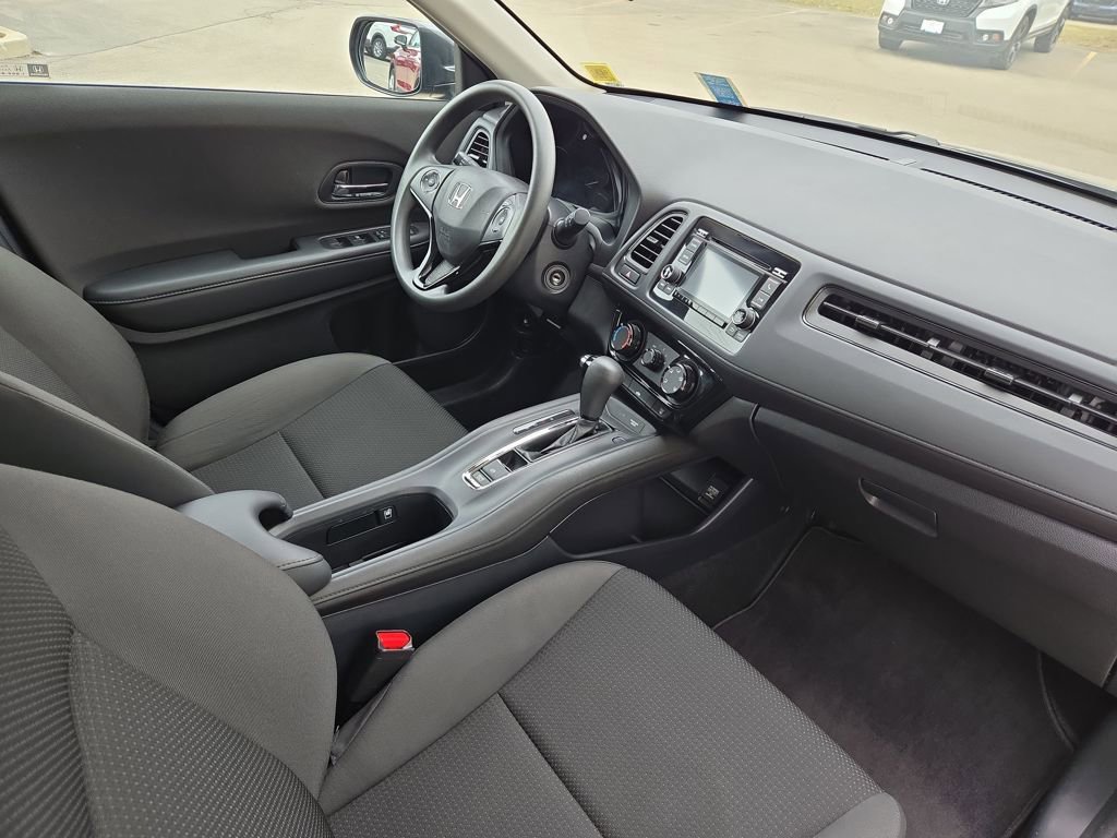 Certified 2021 Honda HR-V LX image 25