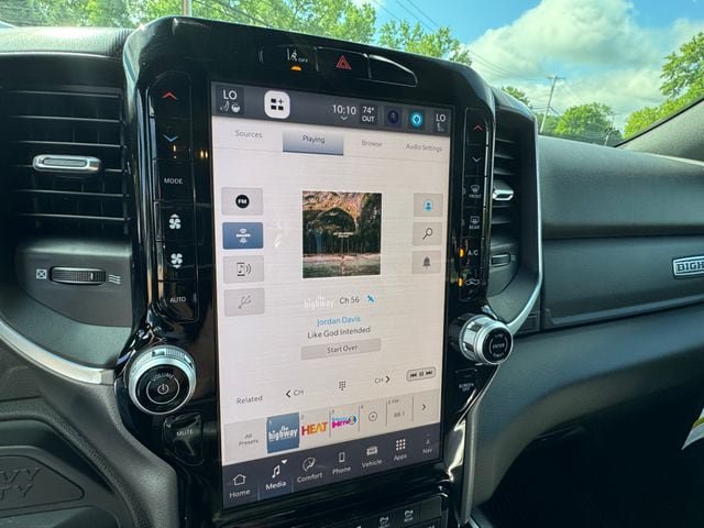 New 2026 RAM 2500 Big Horn AWD/4WD image 27