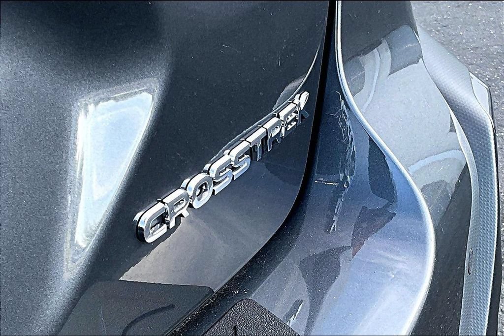 Used 2025 Subaru Crosstrek 2.5i Limited AWD/4WD image 23