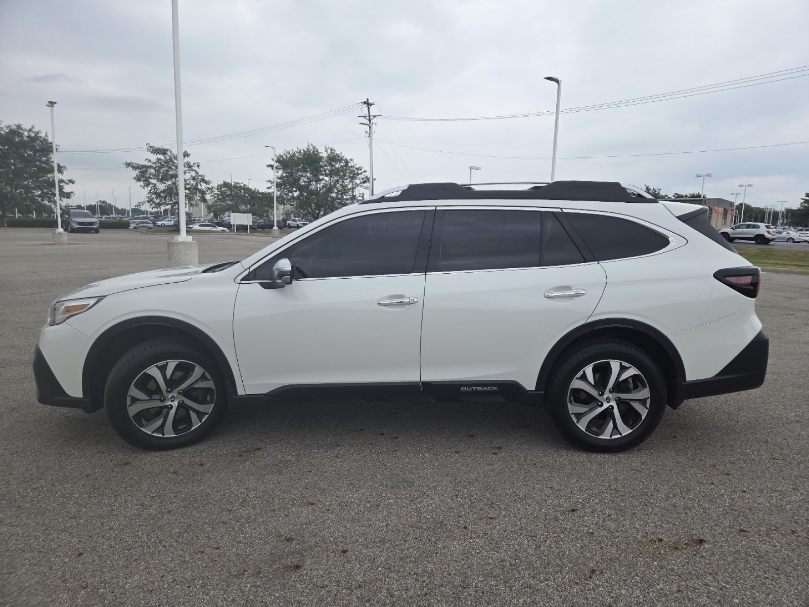 Used 2022 Subaru Outback Touring w/ Popular Package #2 AWD/4WD image 18