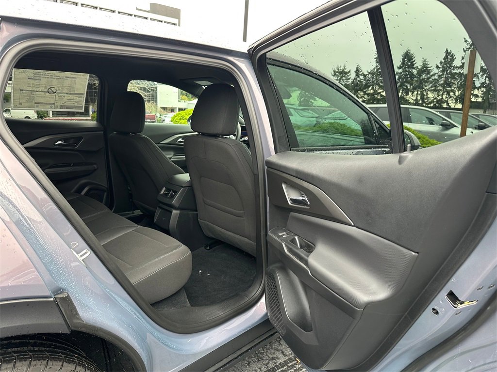 New 2026 Chevrolet Equinox EV LT image 13