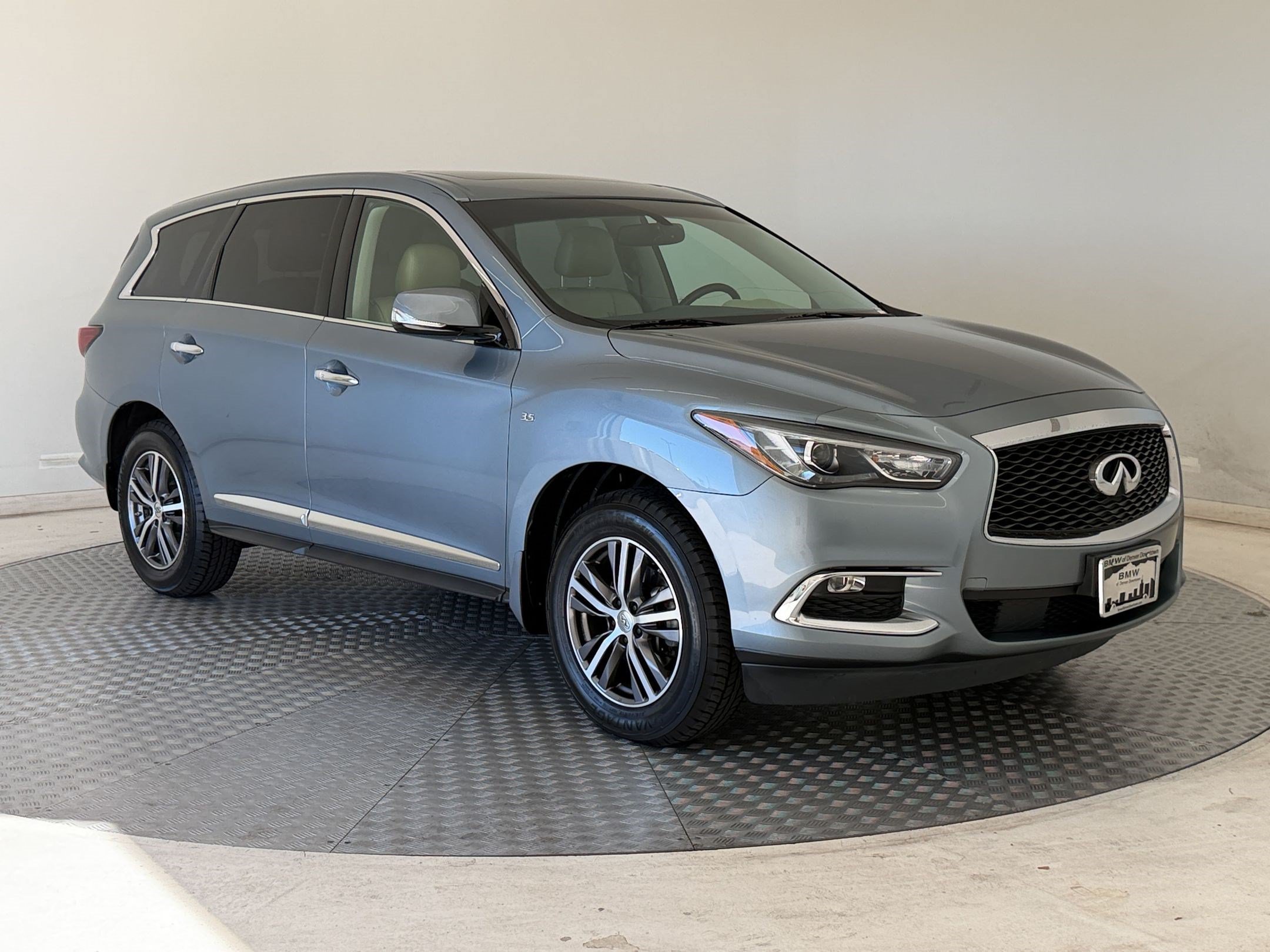 Used 2017 INFINITI QX60 Luxe AWD/4WD image 7