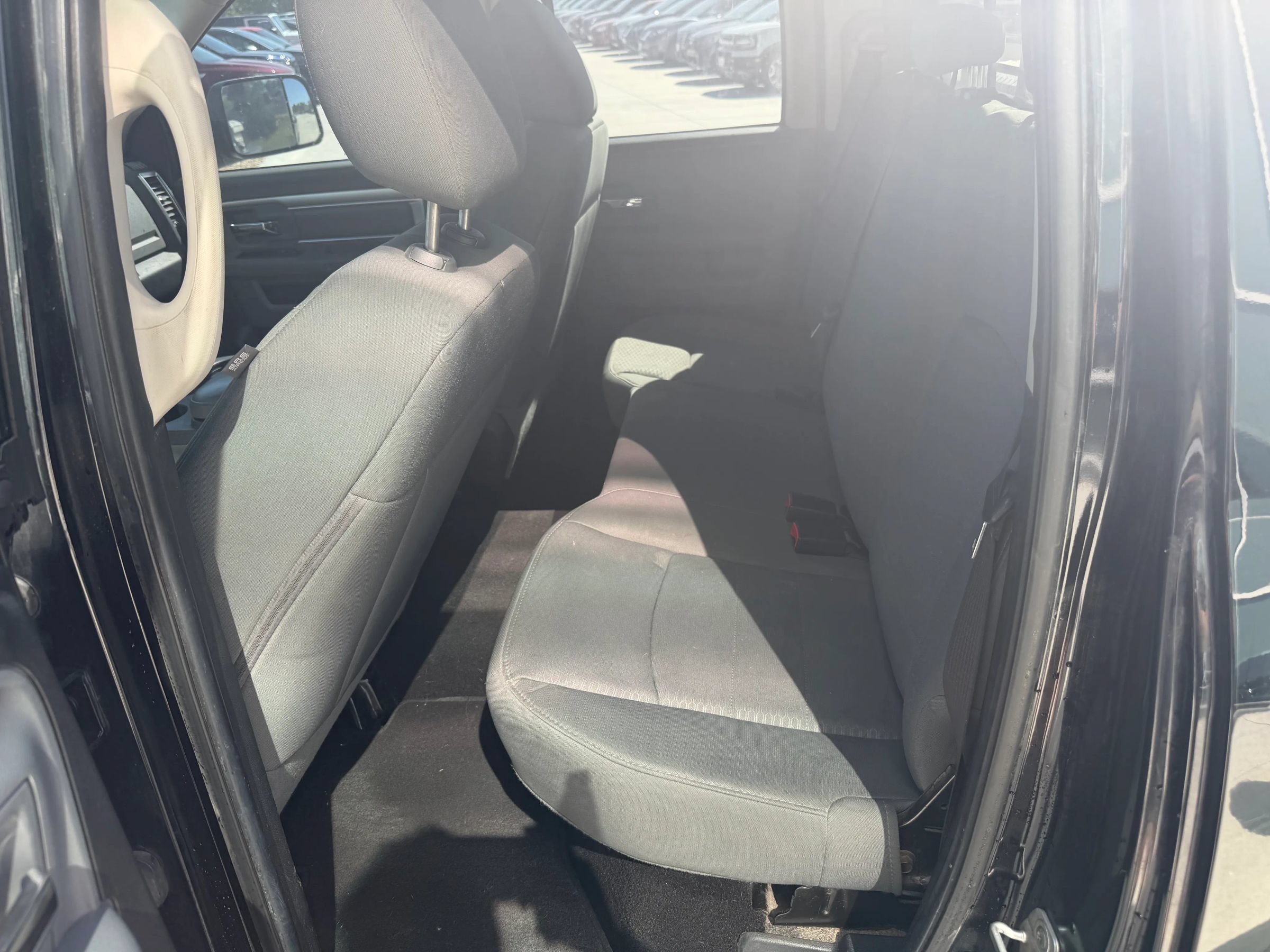 Used 2014 RAM 1500 Classic SLT AWD/4WD image 8