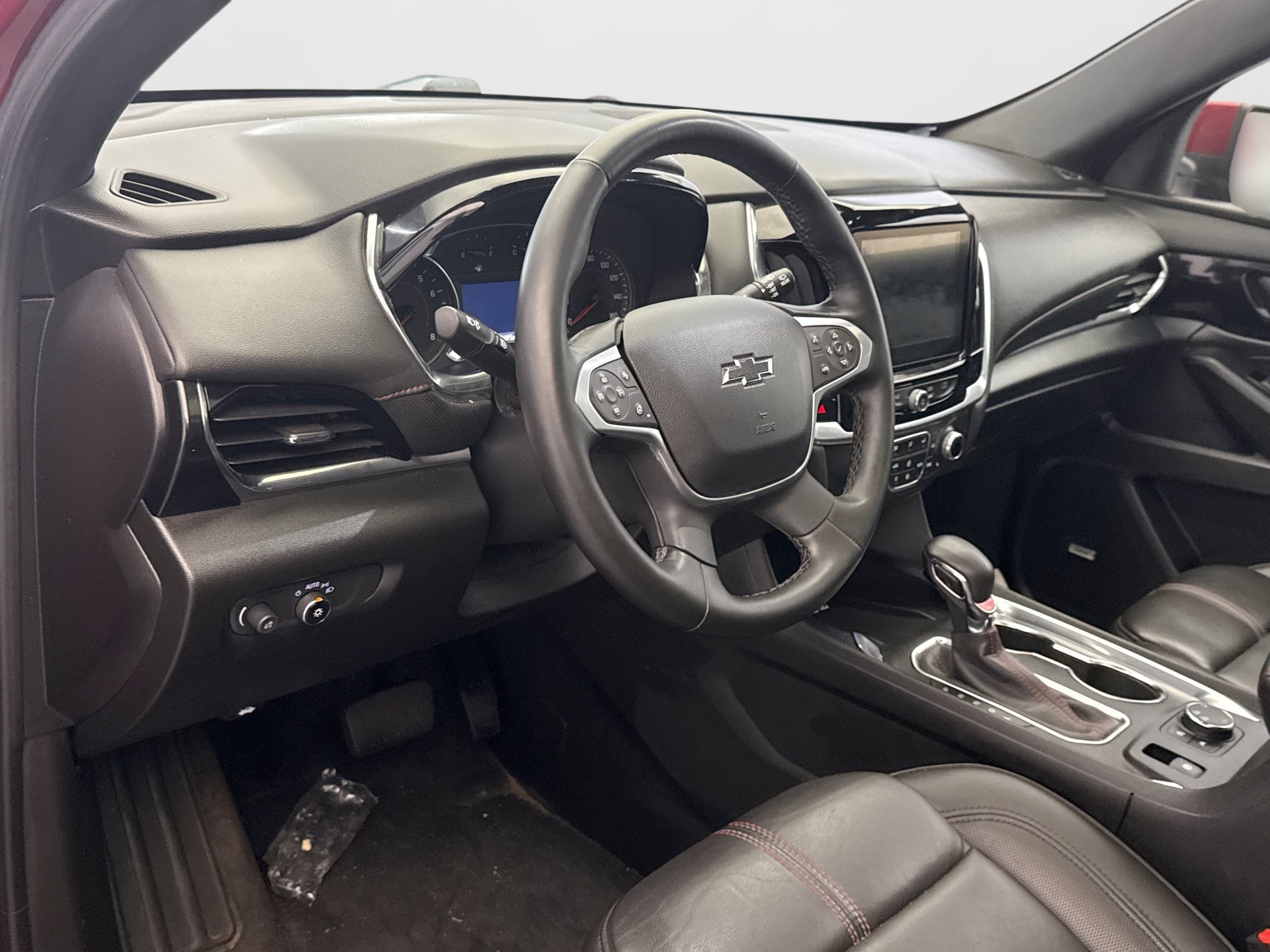Used 2023 Chevrolet Traverse RS AWD/4WD image 10