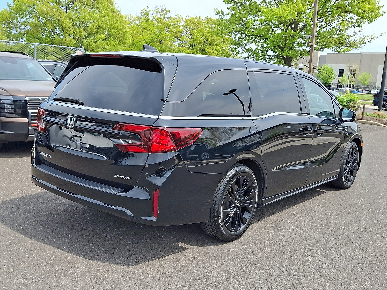 Used 2025 Honda Odyssey Sport-L image 6