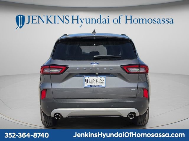 Used 2025 Ford Escape SE FWD image 5