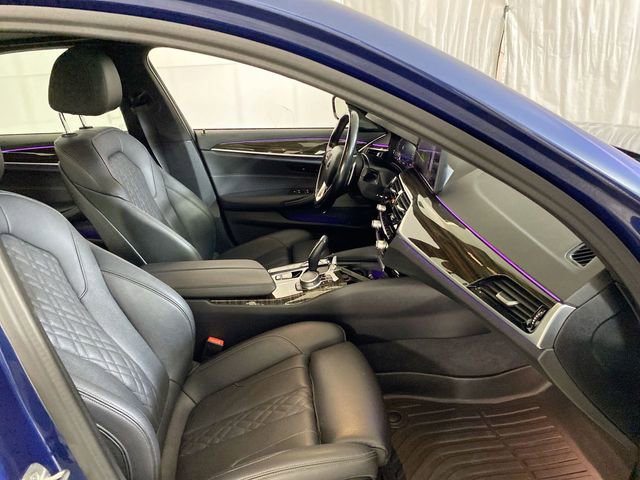 Used 2021 BMW 530i xDrive w/ Premium Package image 35
