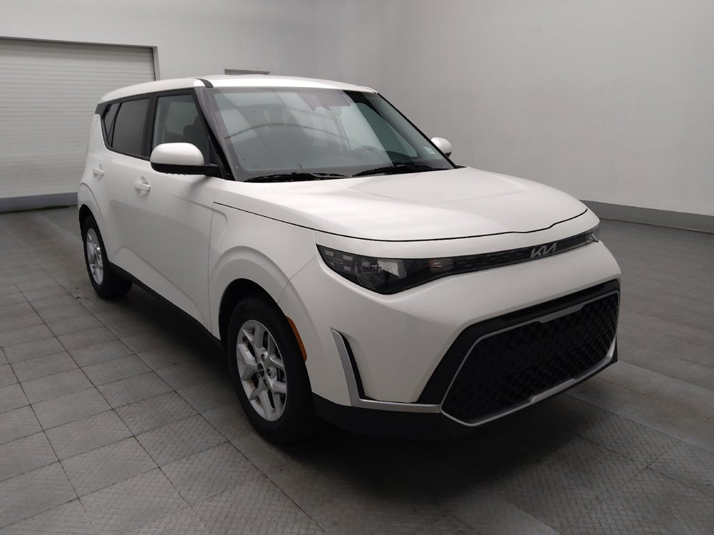 Used 2025 Kia Soul LX w/ LX Technology Package image 13