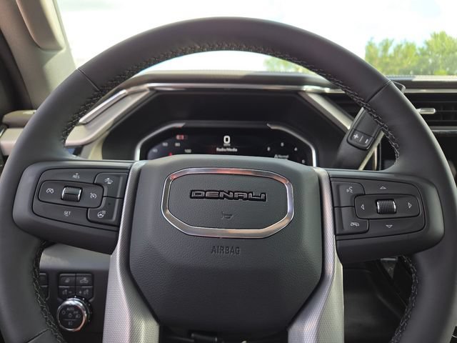 New 2026 GMC Sierra 3500 Denali w/ Denali Reserve Package AWD/4WD image 32