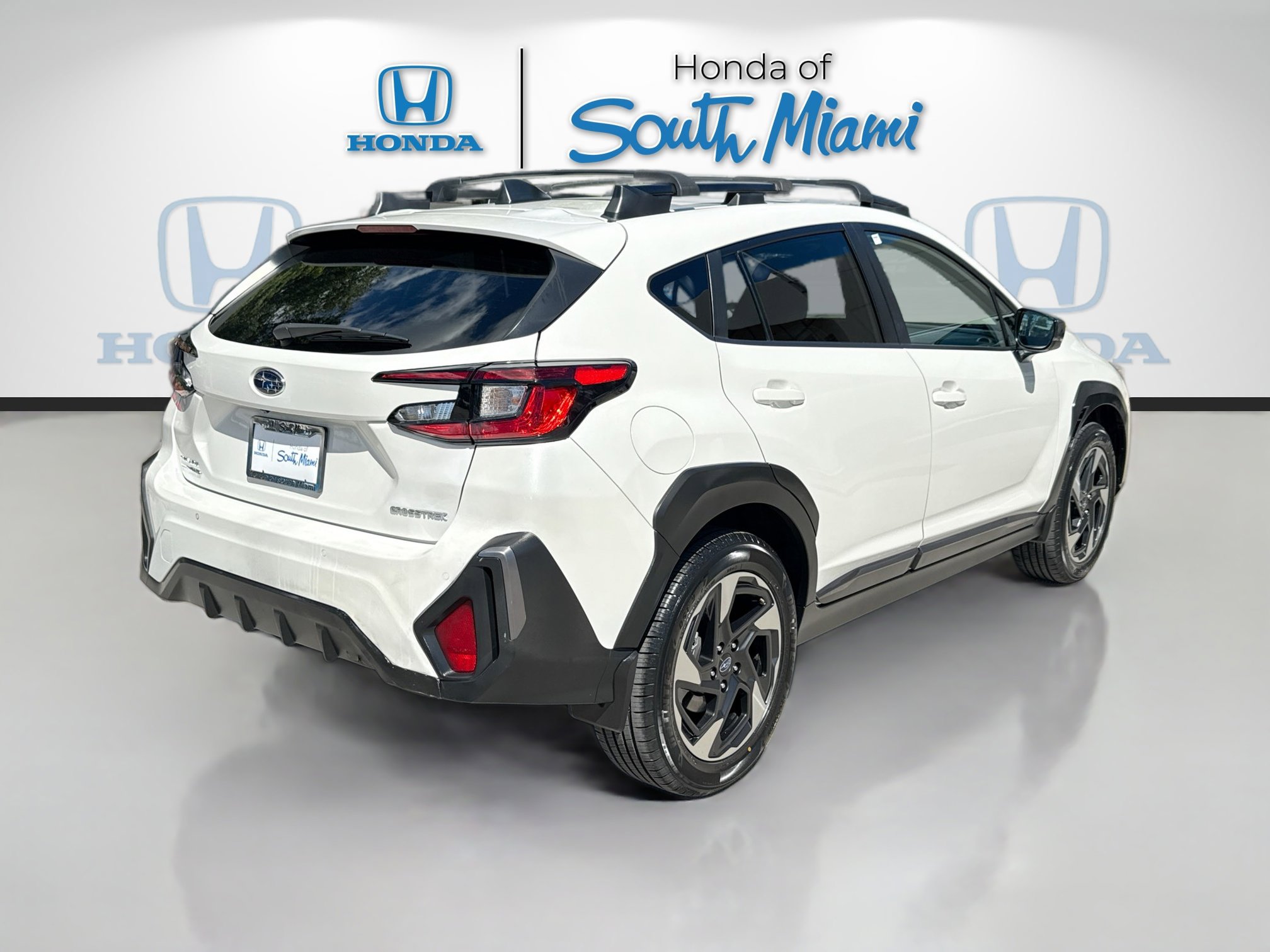 Used 2024 Subaru Crosstrek 2.5i Limited image 6
