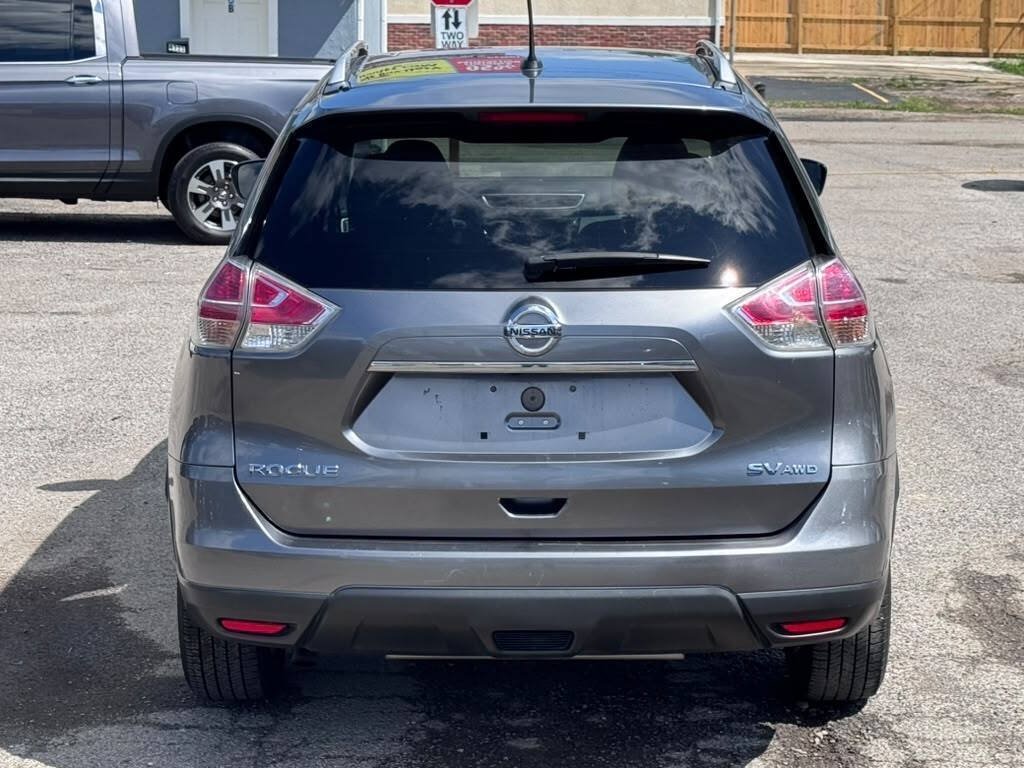 Used 2016 Nissan Rogue SV w/ SV Premium Package AWD/4WD image 4