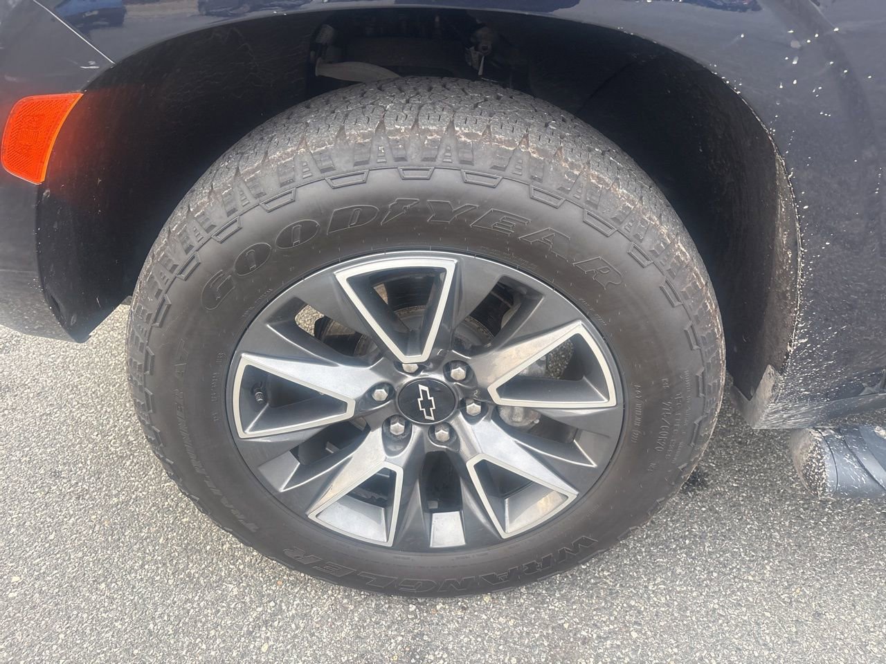 Used 2023 Chevrolet Tahoe Z71 w/ Luxury Package image 11