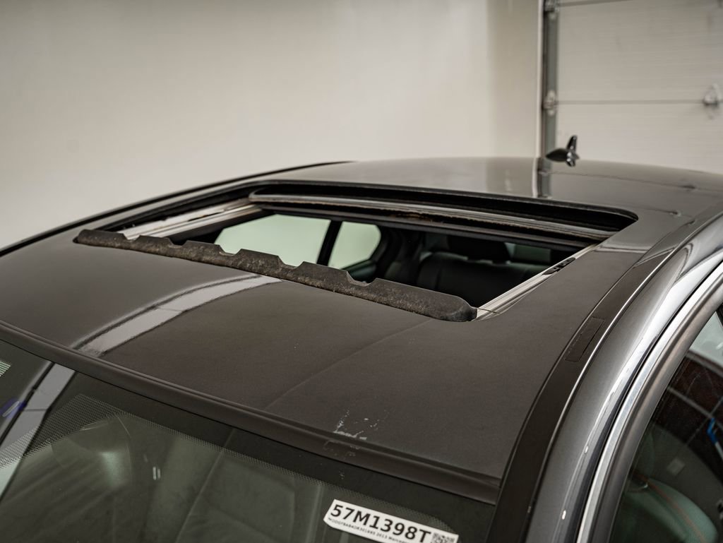 Used 2013 Mercedes-Benz C 300 4MATIC Sedan image 16