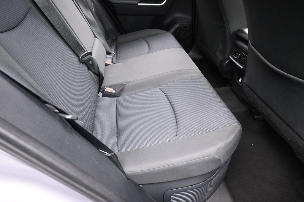 Used 2024 Toyota RAV4 LE AWD/4WD image 30
