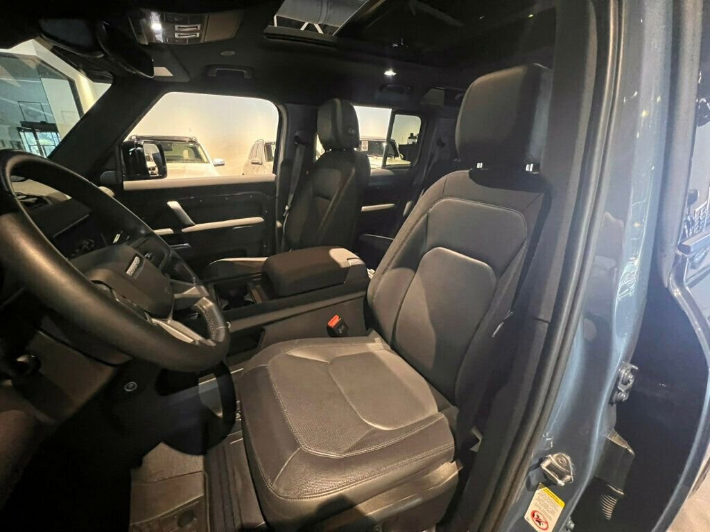 Used 2023 Land Rover Defender 110 X-Dynamic SE image 10