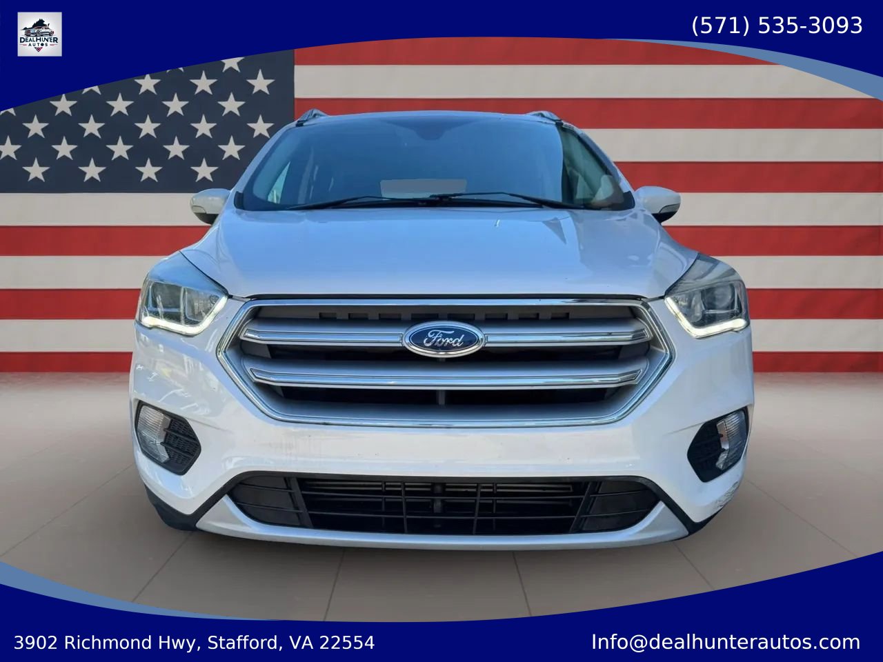Used 2017 Ford Escape Titanium AWD/4WD image 3