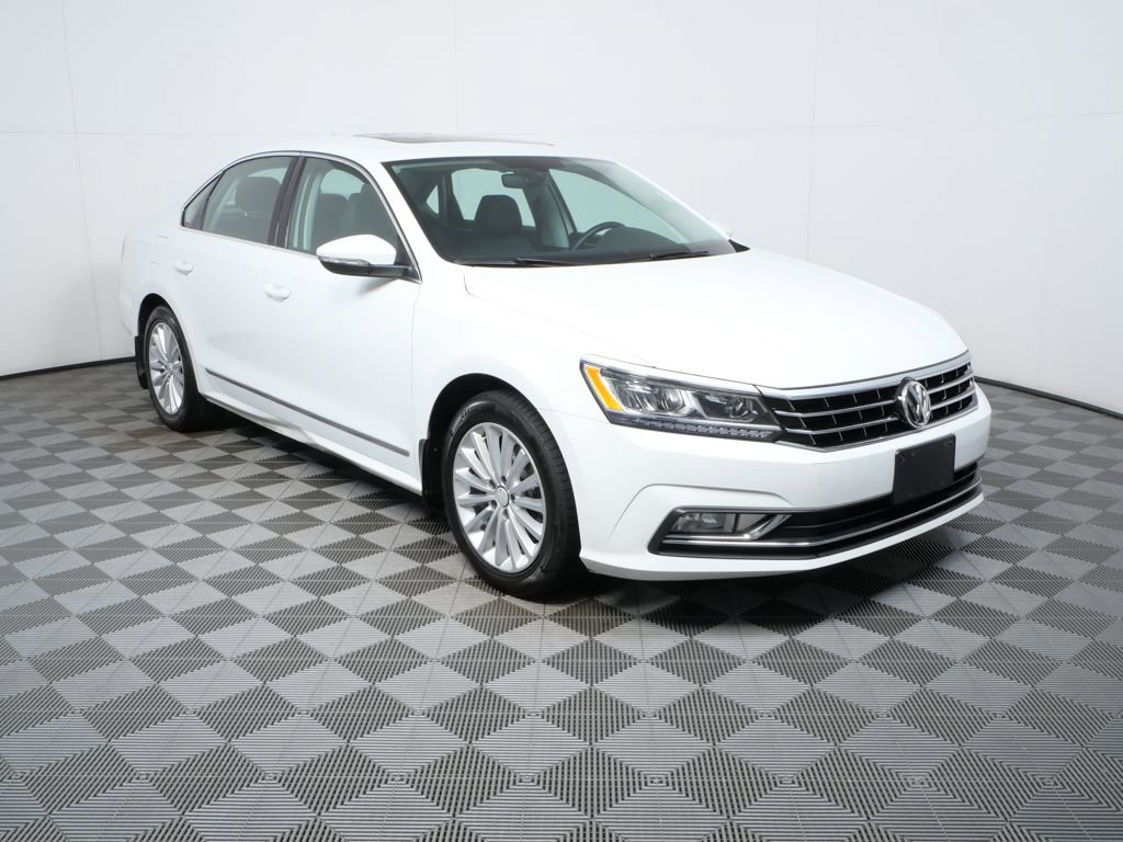 Used 2016 Volkswagen Passat 1.8T SE image 24