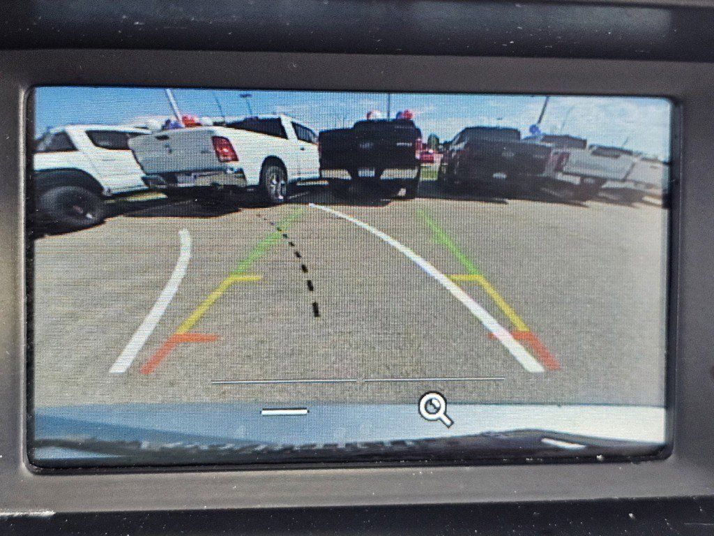 Used 2017 Ford Focus SE FWD image 2