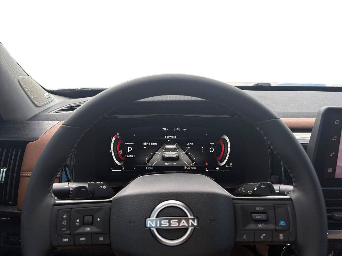 New 2026 Nissan Pathfinder Platinum AWD/4WD image 16