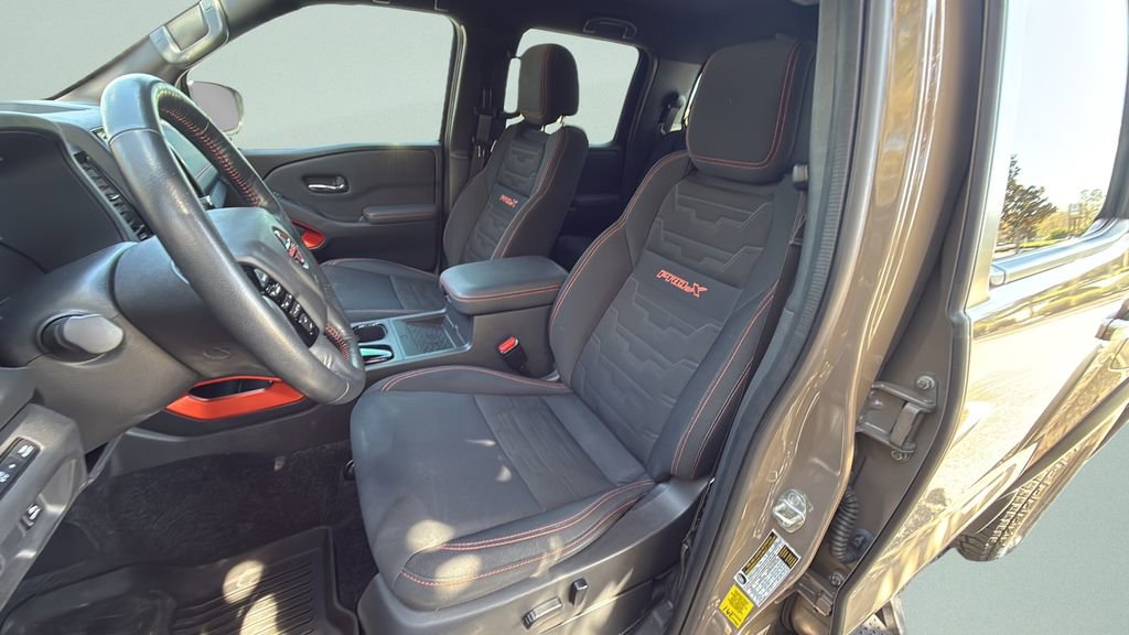 Used 2022 Nissan Frontier Pro-X image 5