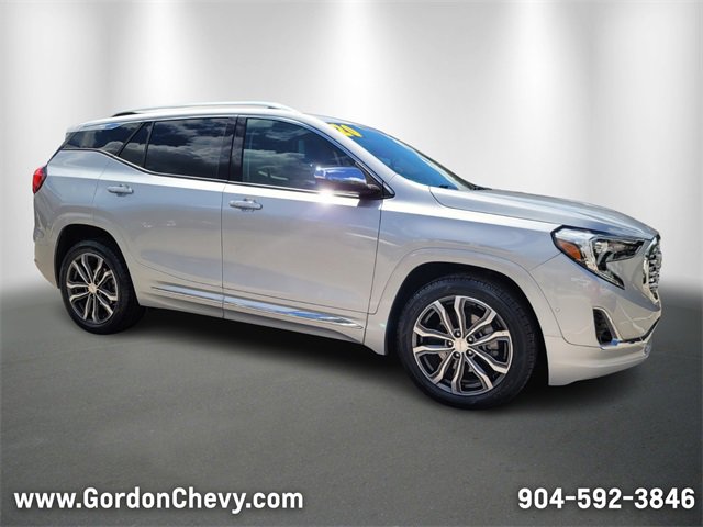 Used 2020 GMC Terrain Denali w/ Denali Premium Package image 8