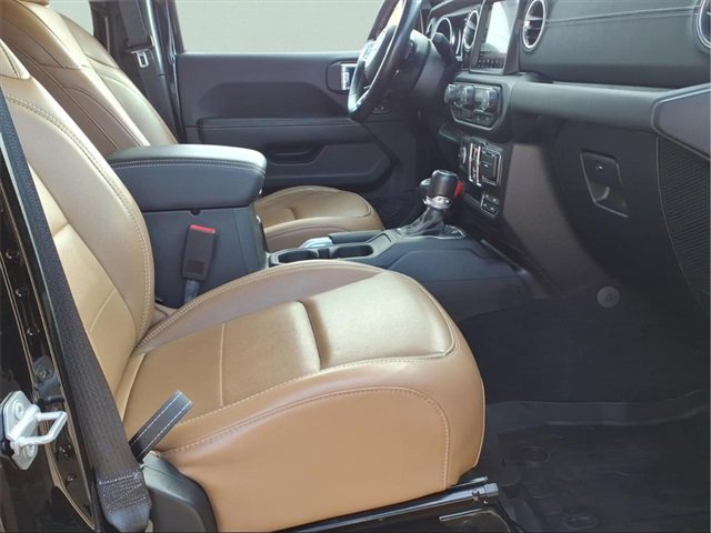 Used 2021 Jeep Gladiator Overland image 24
