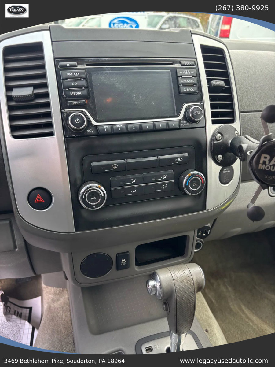 Used 2017 Nissan Frontier S image 30