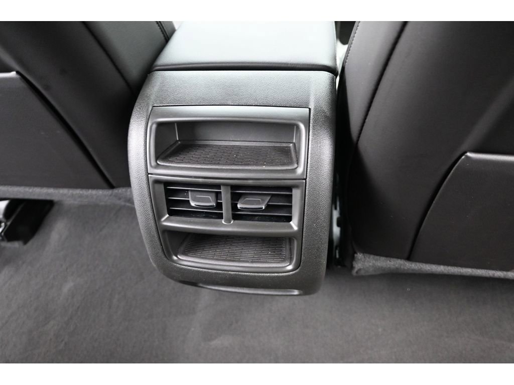 New 2026 Cadillac XT5 Premium Luxury AWD/4WD image 17