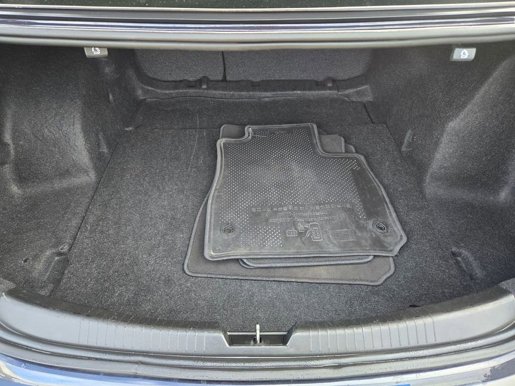 Used 2023 Chevrolet Malibu LT image 6