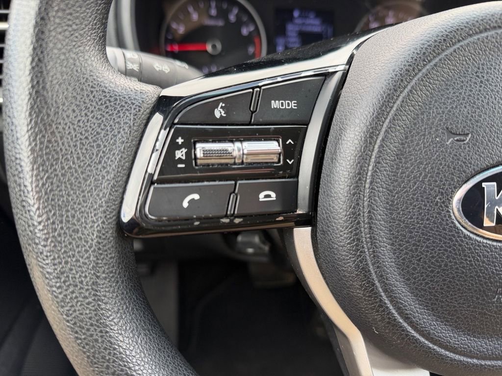 Used 2020 Kia Sportage LX image 20