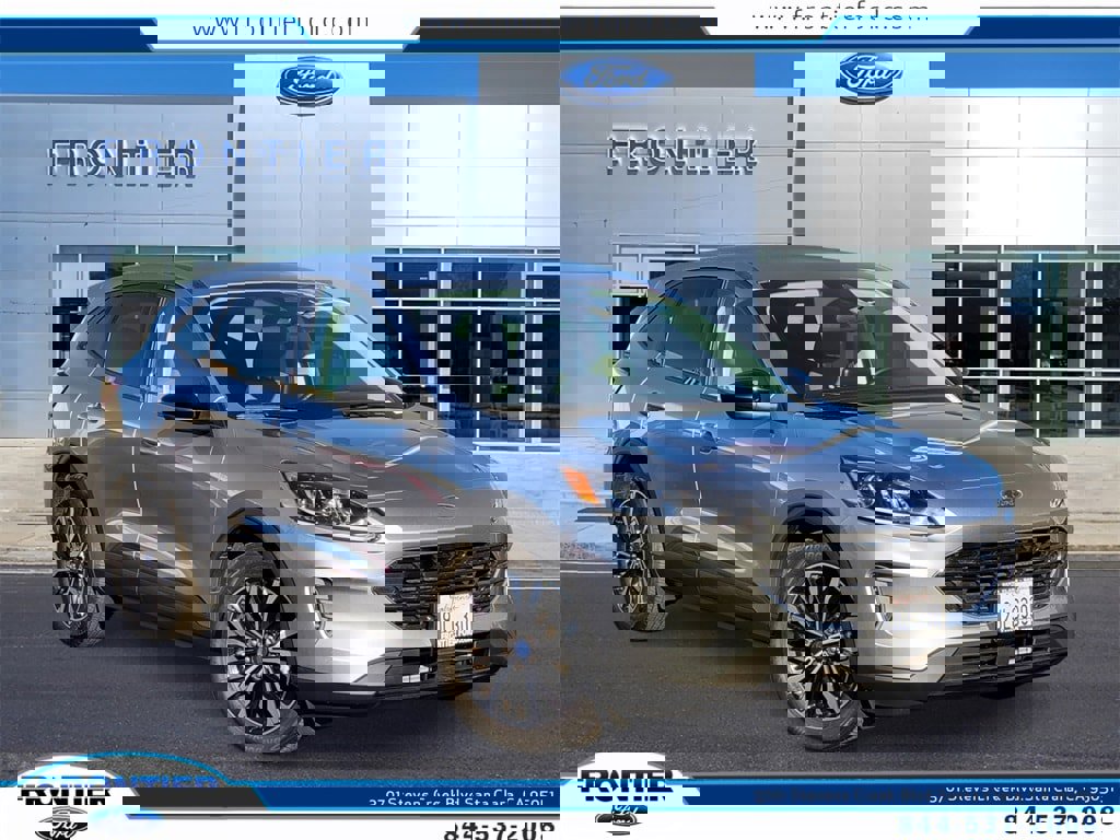 Used 2022 Ford Escape SE w/ SE Sport Appearance Package