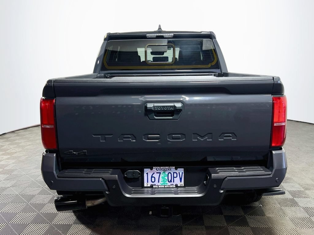 Certified 2025 Toyota Tacoma SR5 AWD/4WD image 6