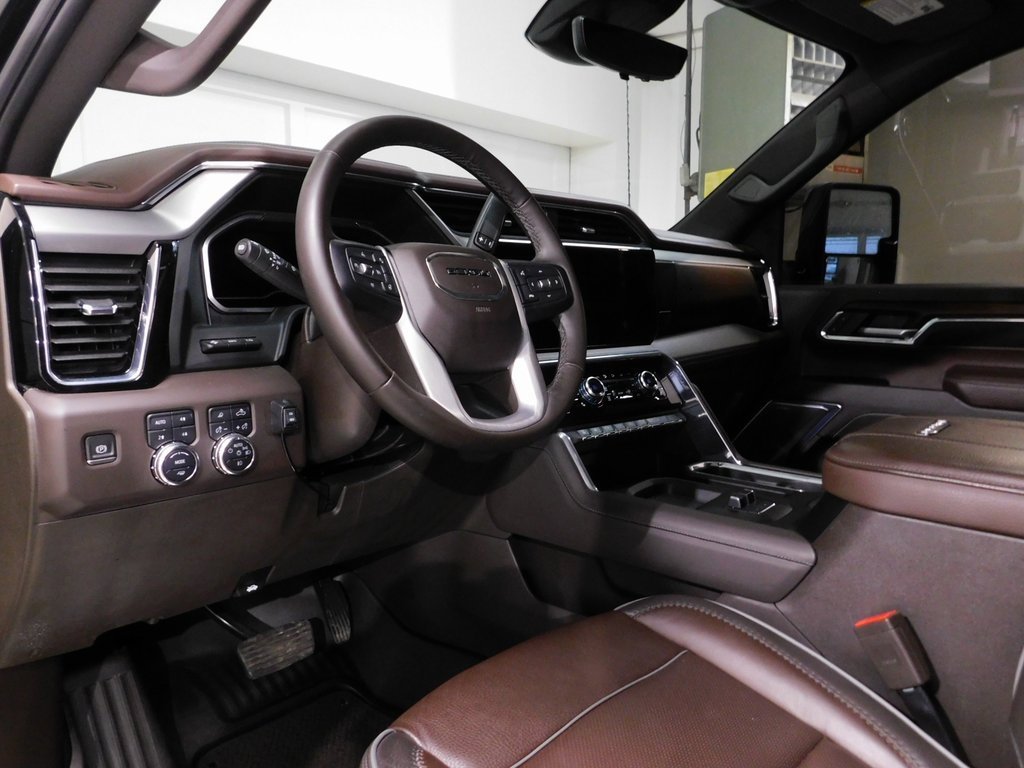 Used 2024 GMC Sierra 2500 Denali w/ Denali Reserve Package image 33